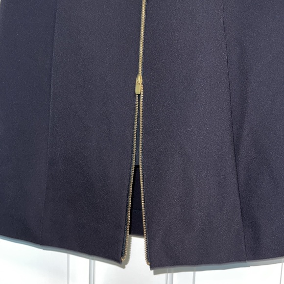 Classic Banana Republic Black and White Dress, size 2, worn once - Picture 11 of 12